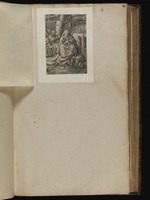 Maria mit Kind und zwei Engeln in einer Landschaft